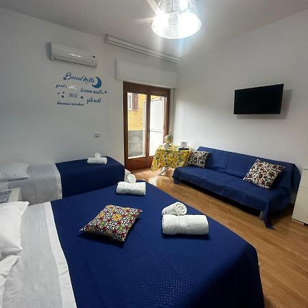 Iris Room Palermo Bagian luar foto